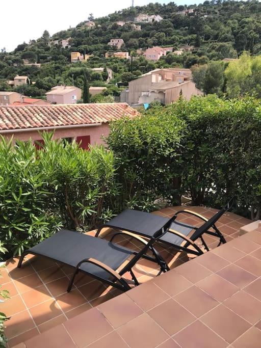 Apartament Terrasse De 30M2 Vue Mer Panoramique 1 Chambre Cavalaire-sur-Mer Zewnętrze zdjęcie